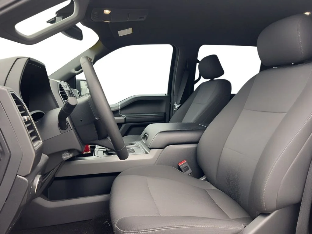 Used 2019 Black Ford XLT image 6