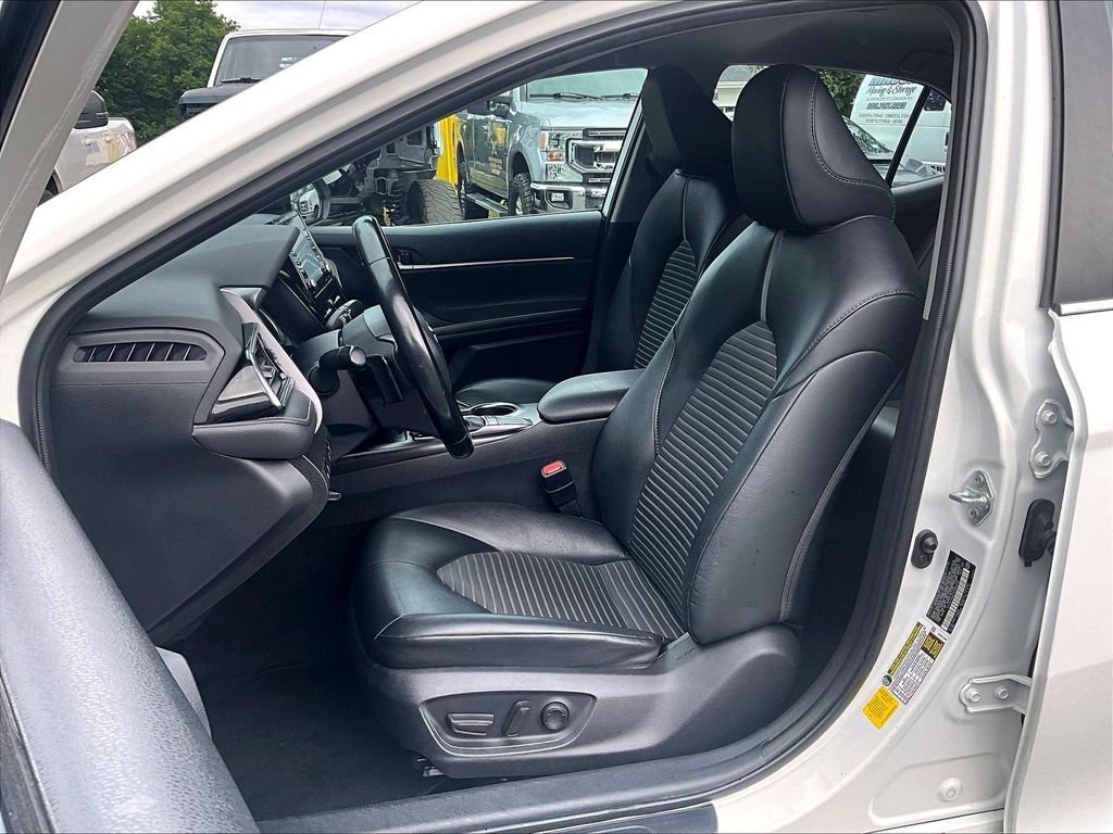 Used 2023 White Toyota SE image 20