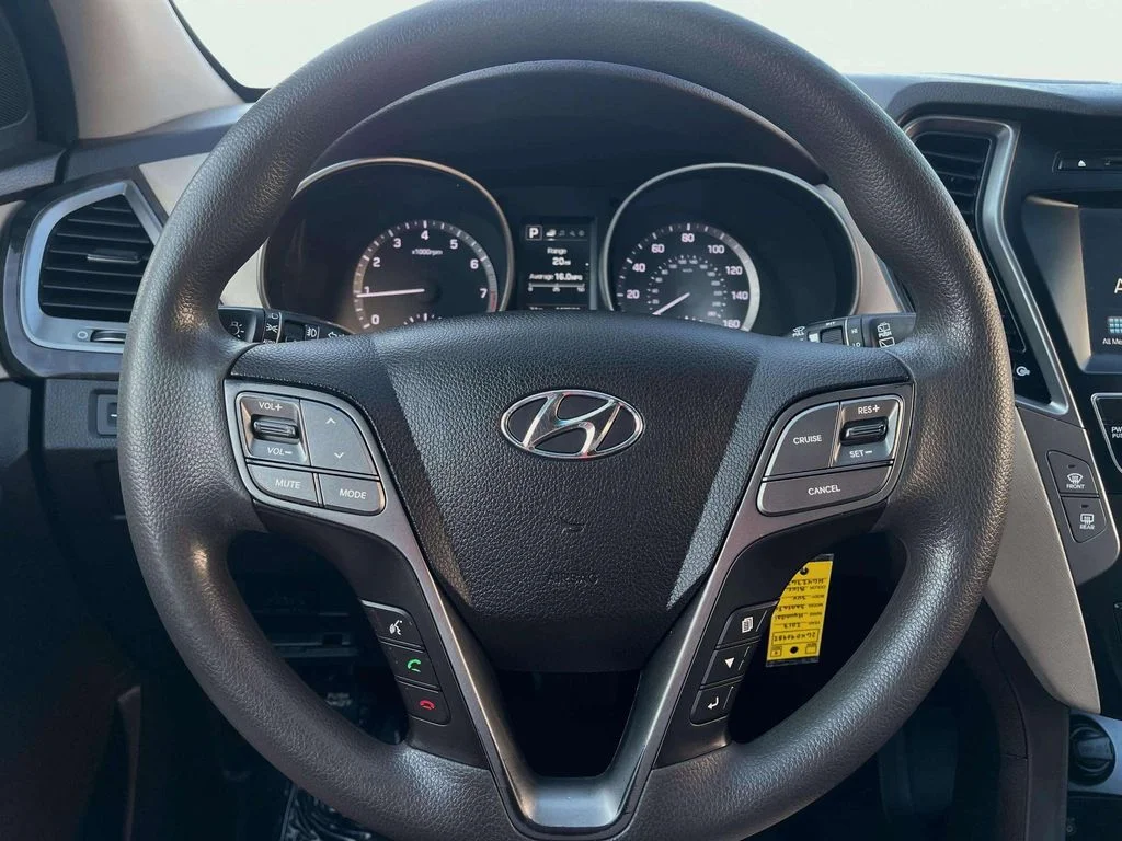Used 2017 Marlin Blue Hyundai 2.4 Base image 16