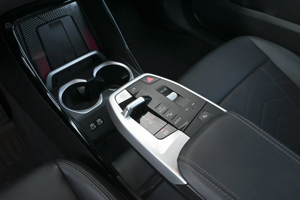 Used 2025 White BMW xDrive28i image 28