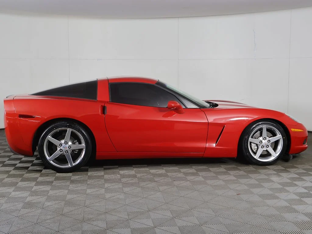 Used 2006 Red Chevrolet Base image 13