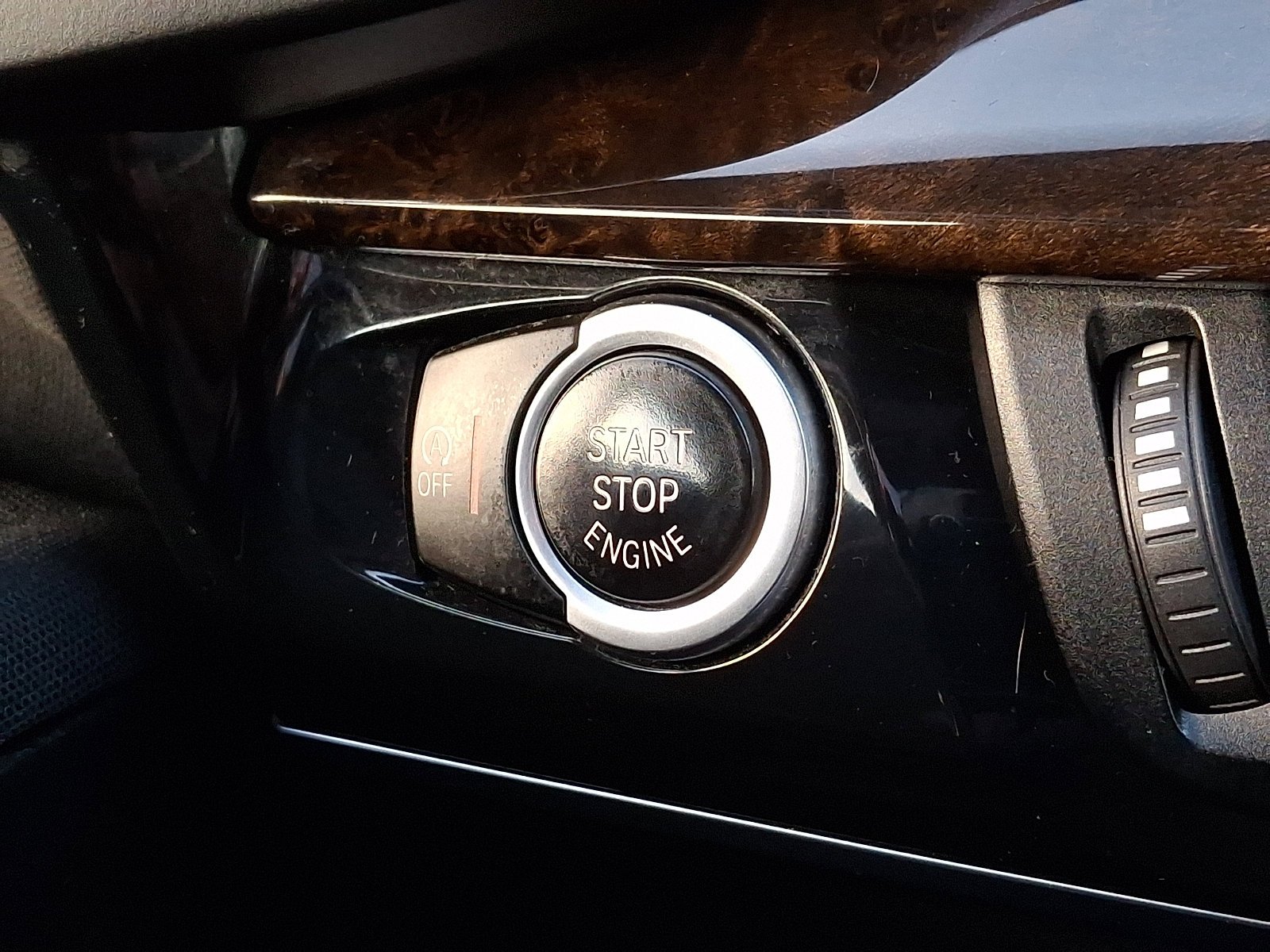 Used 2017 White BMW xDrive35i image 25