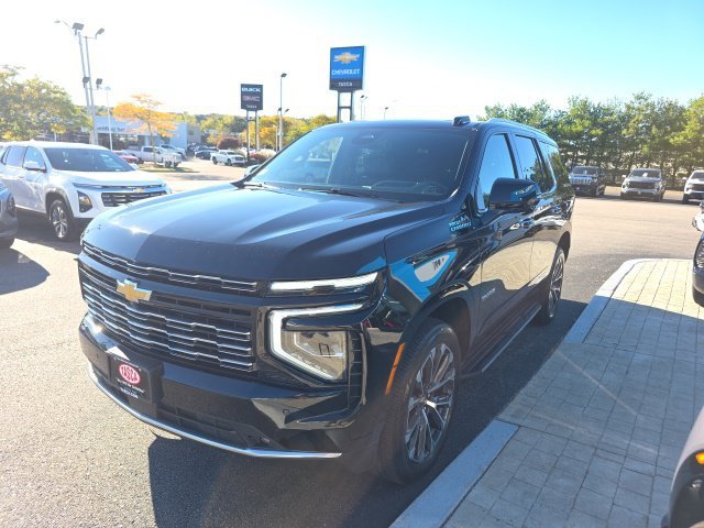 Used 2025 Black Chevrolet High Country image 6