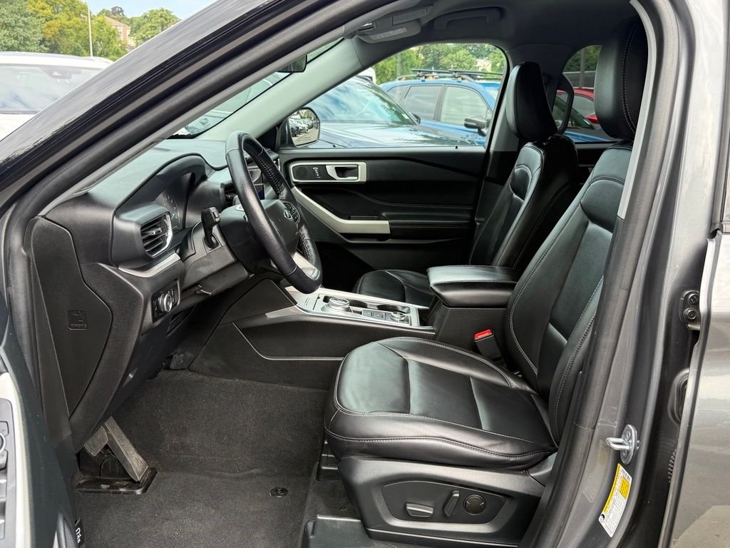 Used 2023 Carbonized Gray Metallic Ford XLT image 19