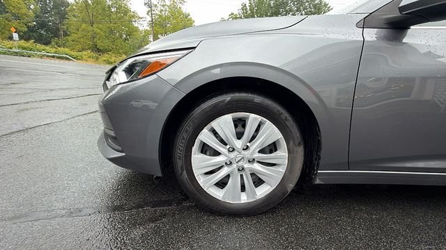 Used 2023 Gray Nissan S image 9