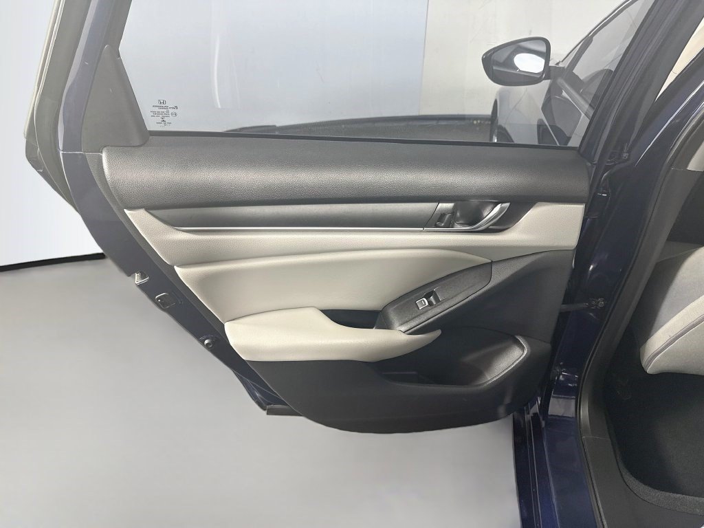 Used 2019 Still Night Pearl Honda LX 1.5T image 22