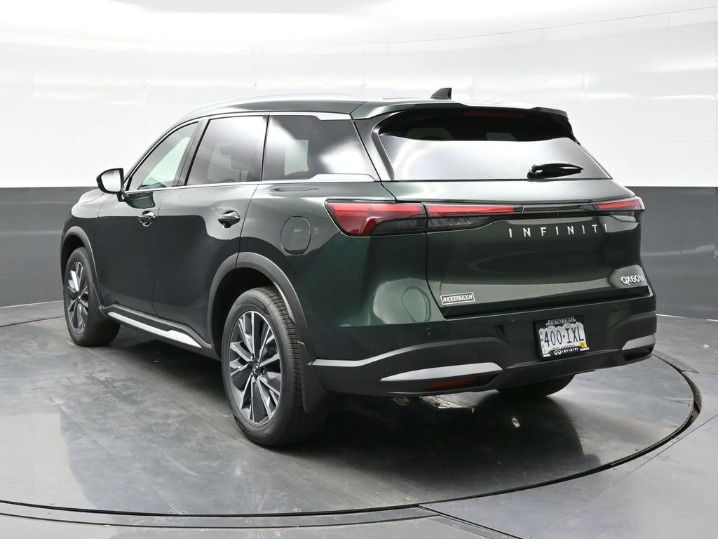 New 2026 Green INFINITI LUXE image 5