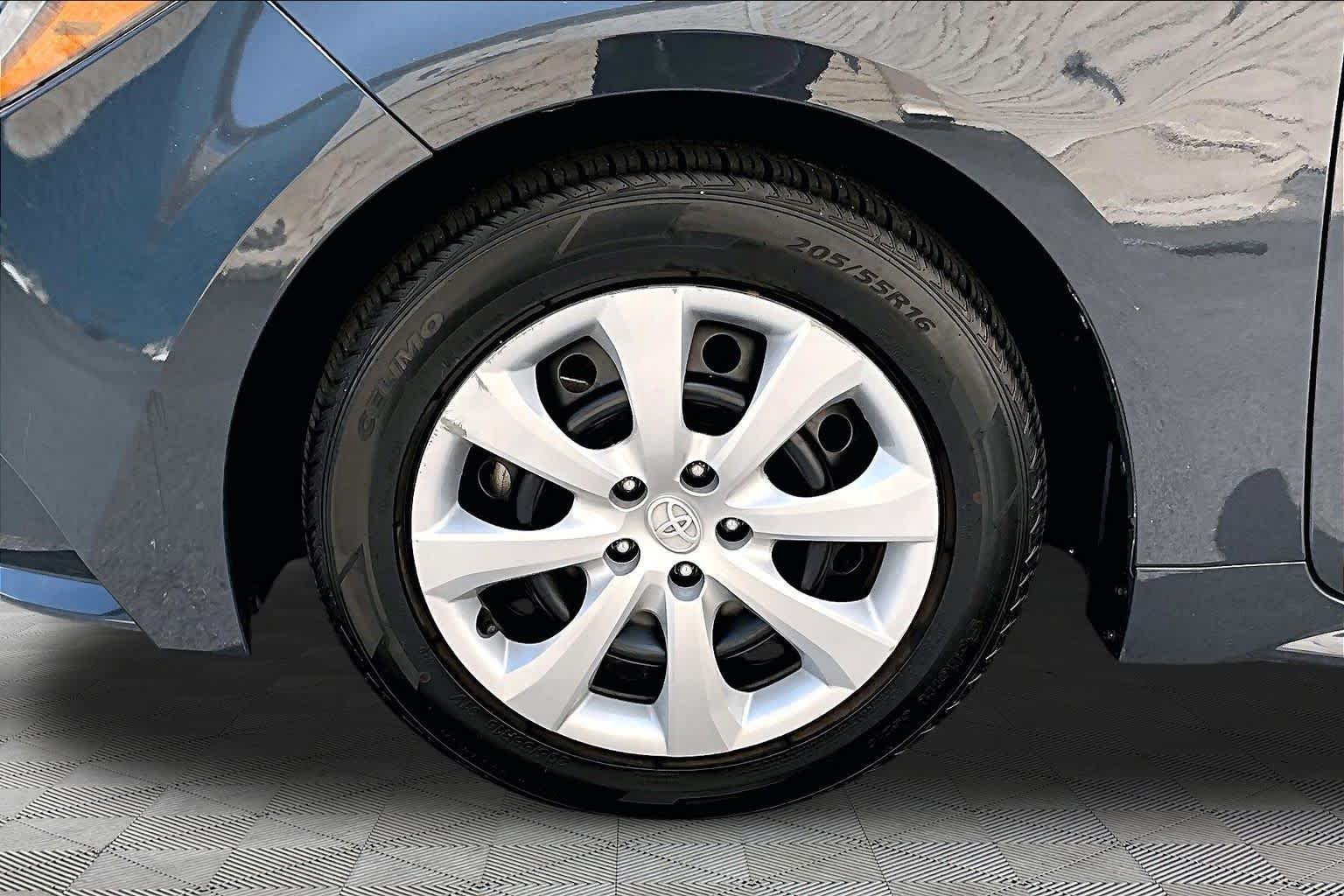 Used 2024 Underground Toyota LE image 11
