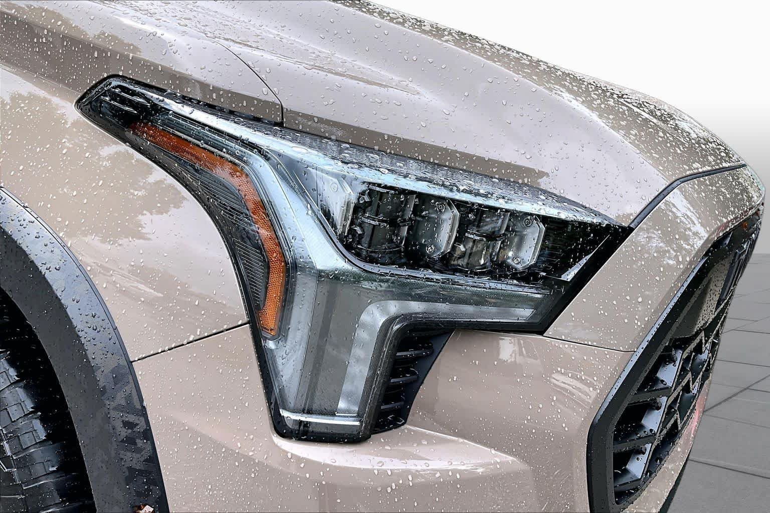 Used 2025 MUDBATH Toyota Platinum image 28