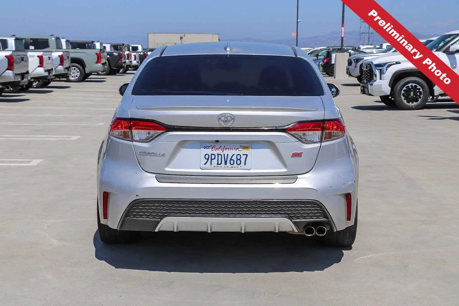Used 2020 Classic Silver Metallic Toyota SE image 7