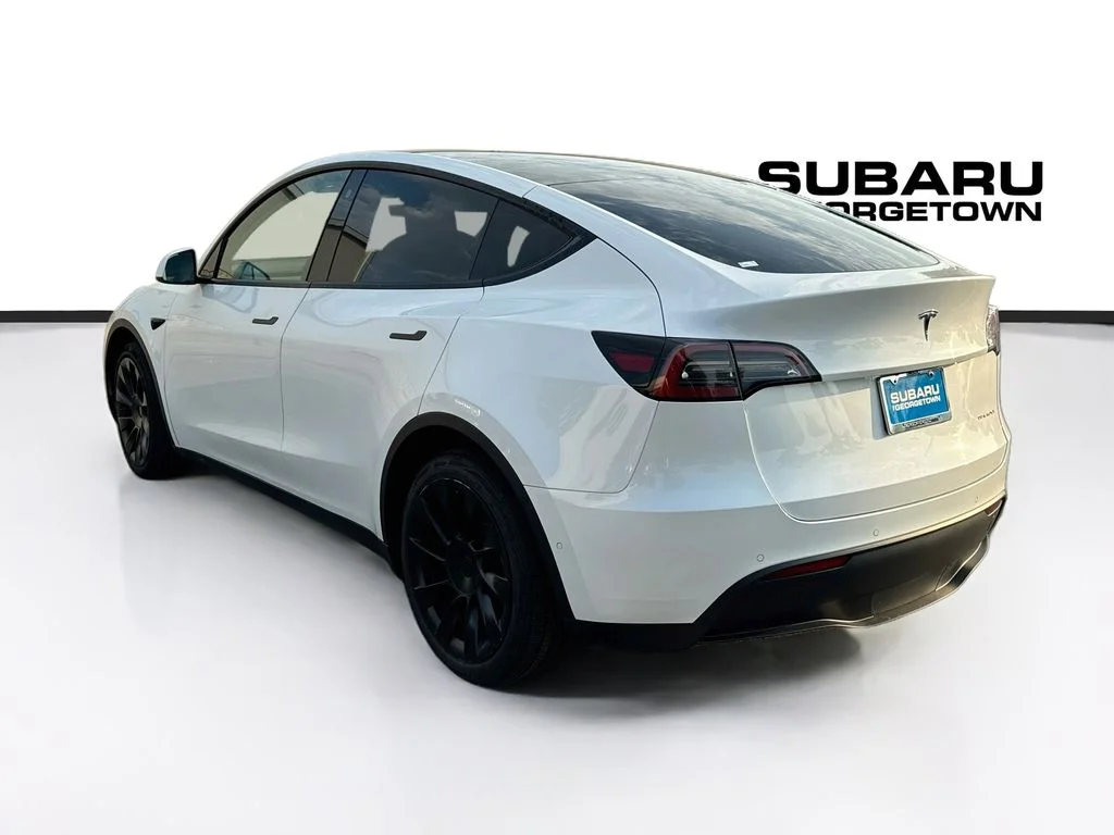 Used 2021 White Tesla Long Range image 5