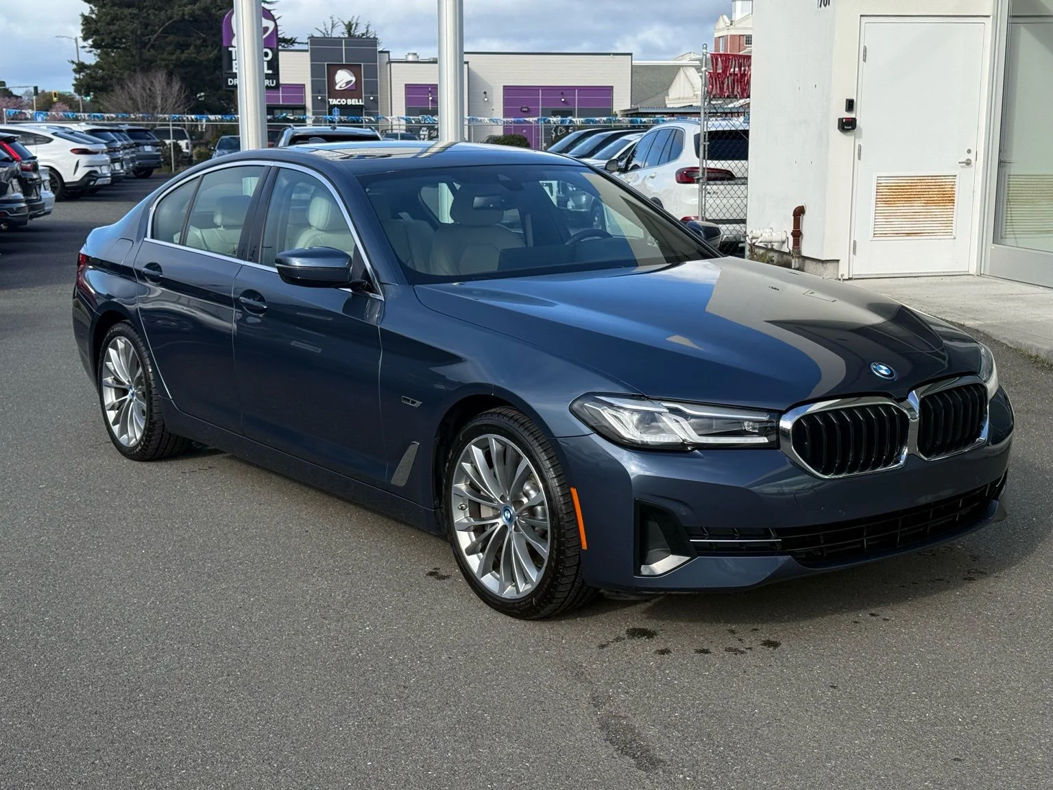 2023 BMW 5 Series 530e iPerformance Sedan's photo