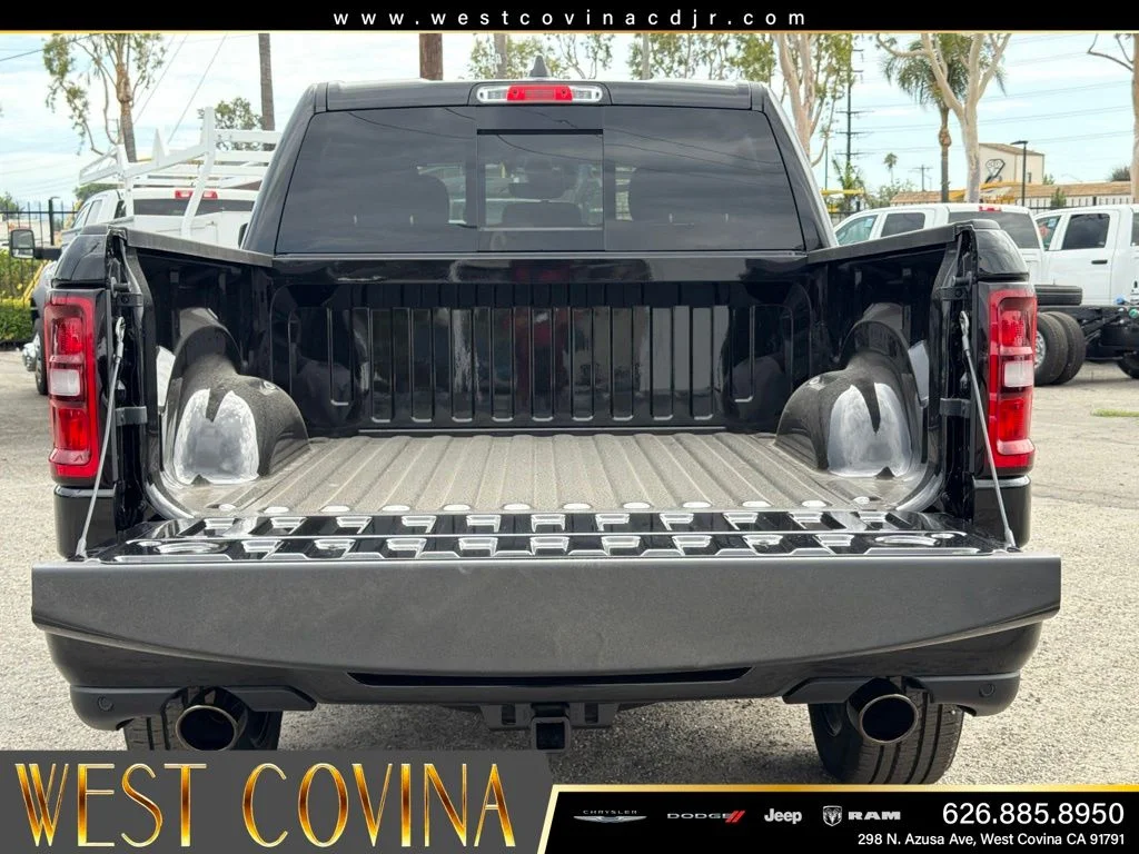 New 2026 Diamond Black Crystal Pearlcoat RAM Big Horn/Lone Star image 16