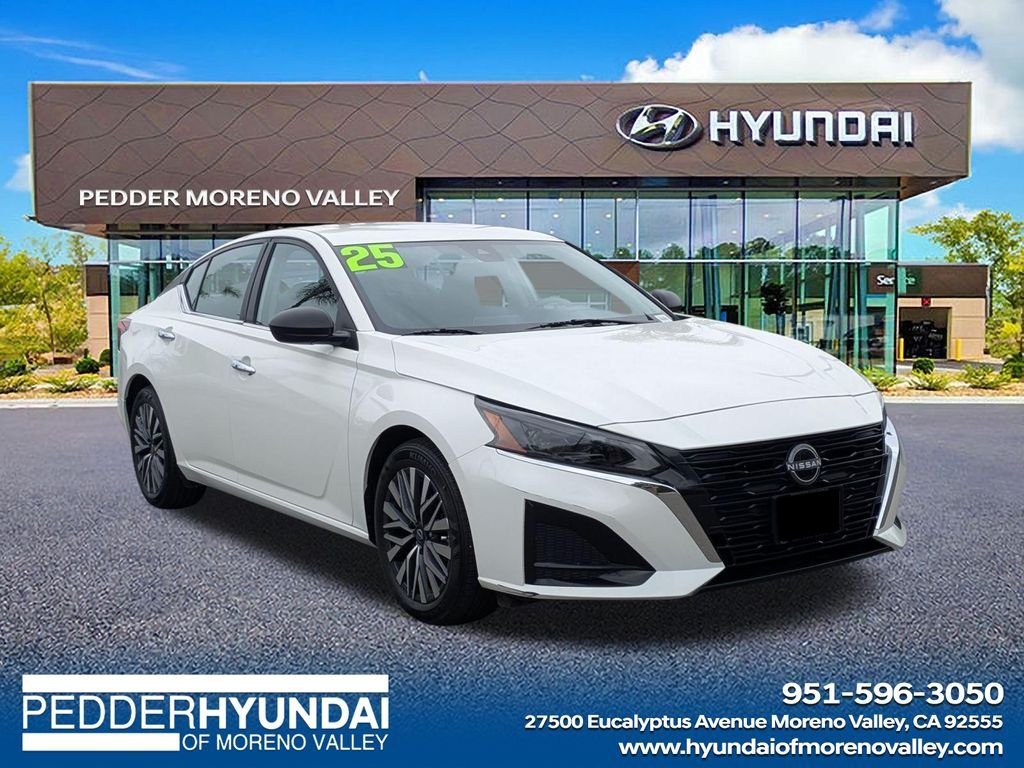 2025 Nissan Altima SV