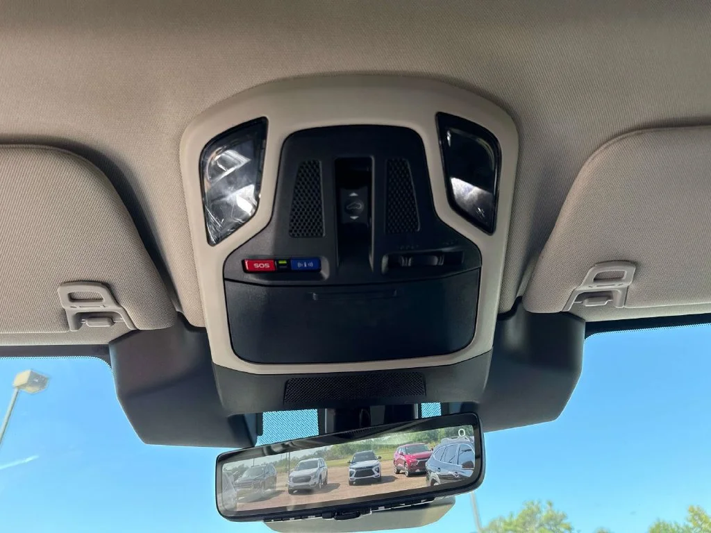 Used 2025 Gray Subaru Touring XT image 40
