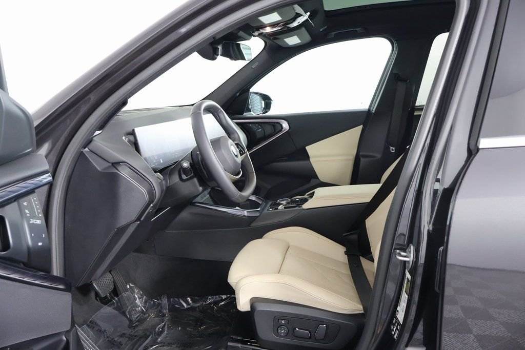 Used 2025 Dark Graphite Metallic BMW 30 xDrive image 7