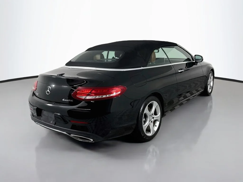 Used 2017  Mercedes-Benz C 300 image 9