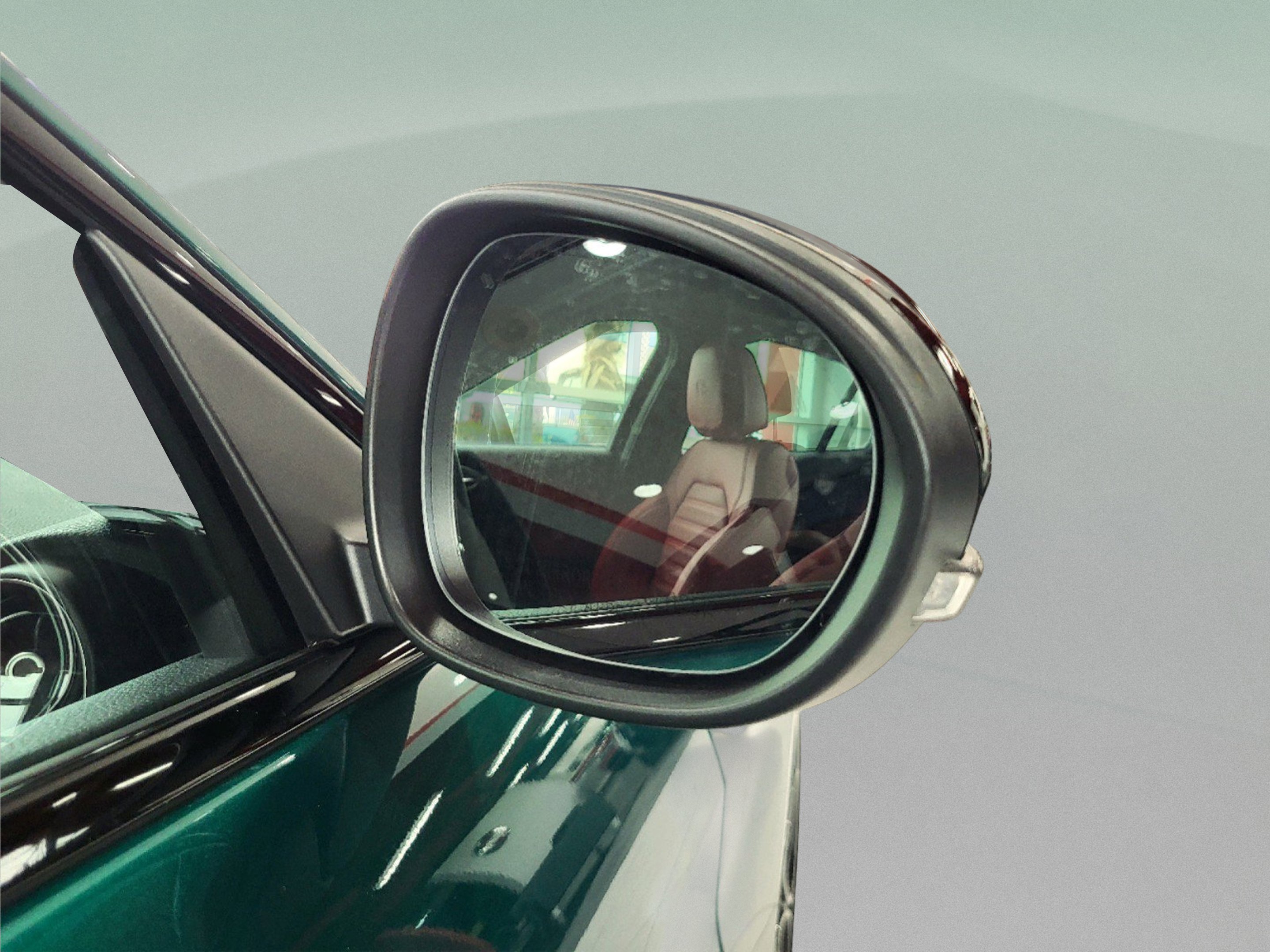 New 2025 Moonlight Gray Metallic Alfa Romeo  image 32
