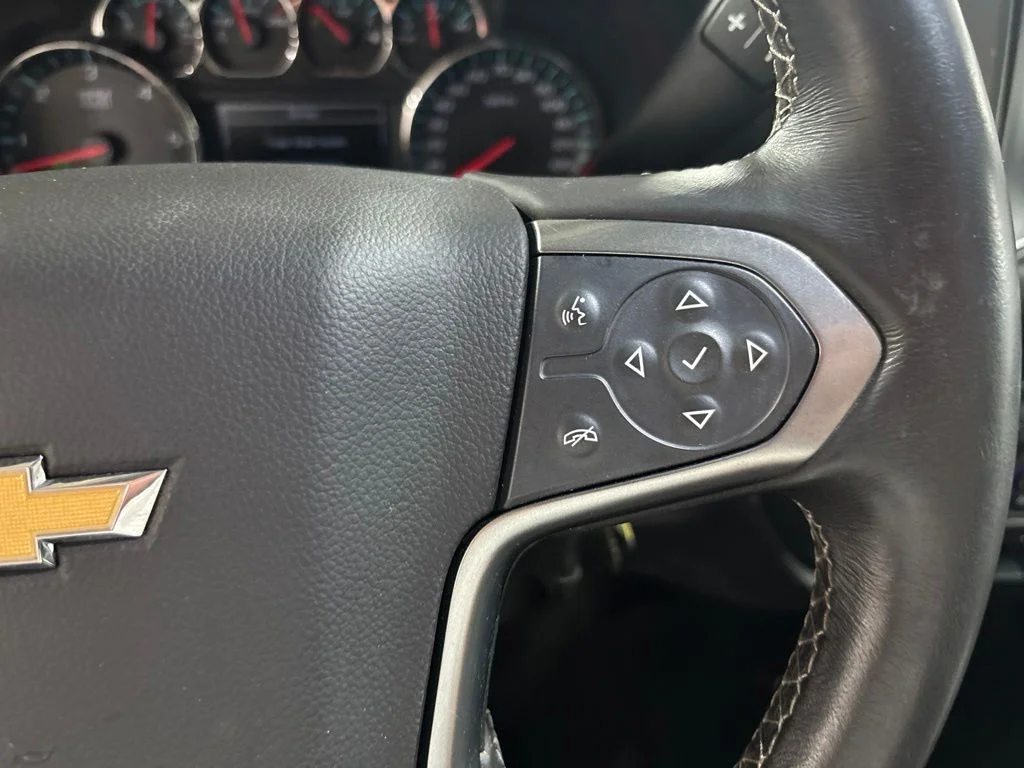 Used 2017 Black Chevrolet LT image 17