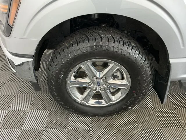 Used 2024  Ford XLT image 28