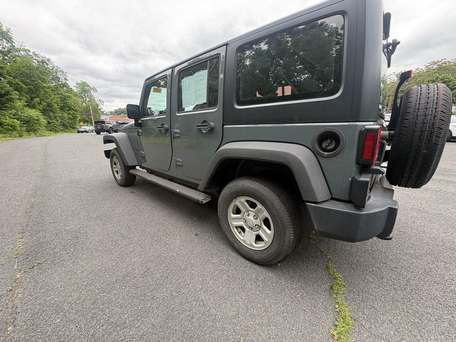 Used 2014 Anvil Clearcoat Jeep Sport image 7