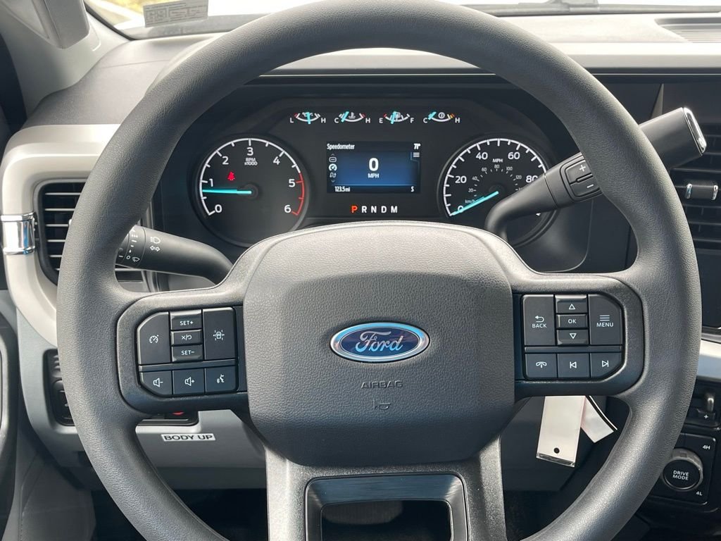 New 2026 Oxford White Ford F-350® XL image 29