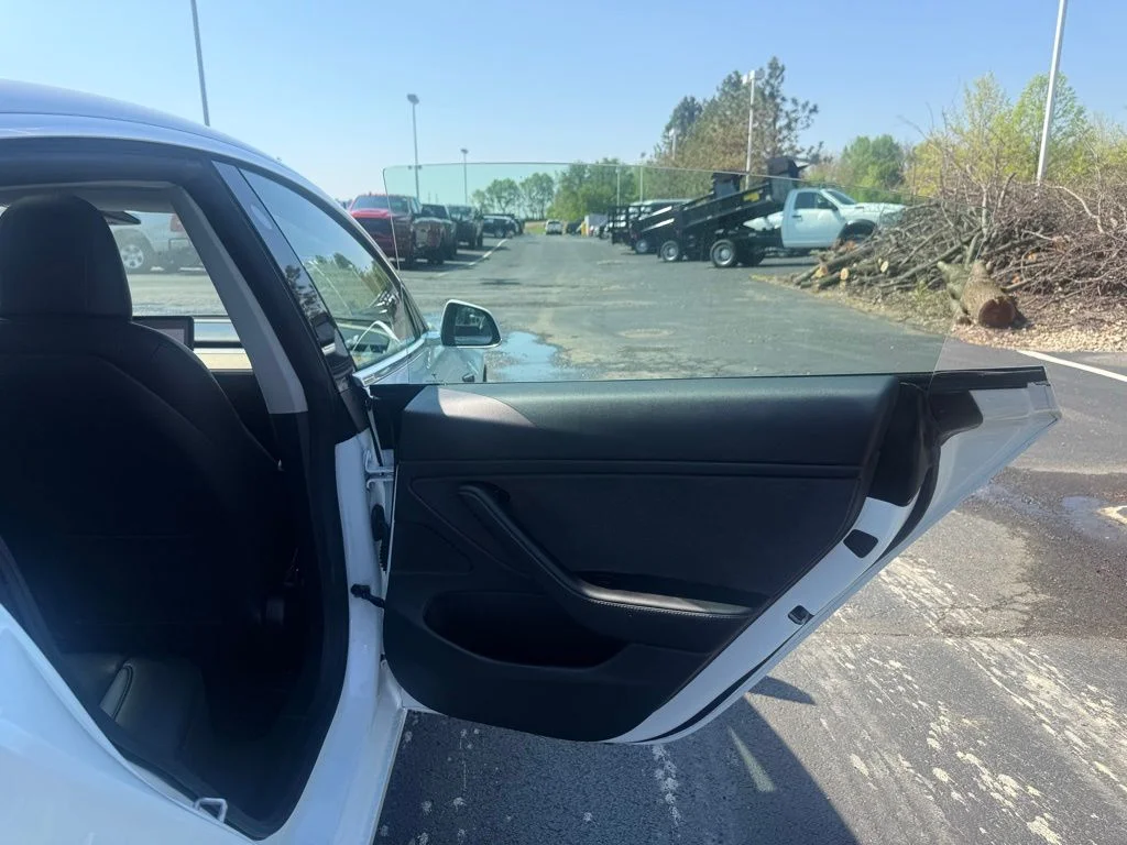 Used 2020 White Tesla Long Range image 49