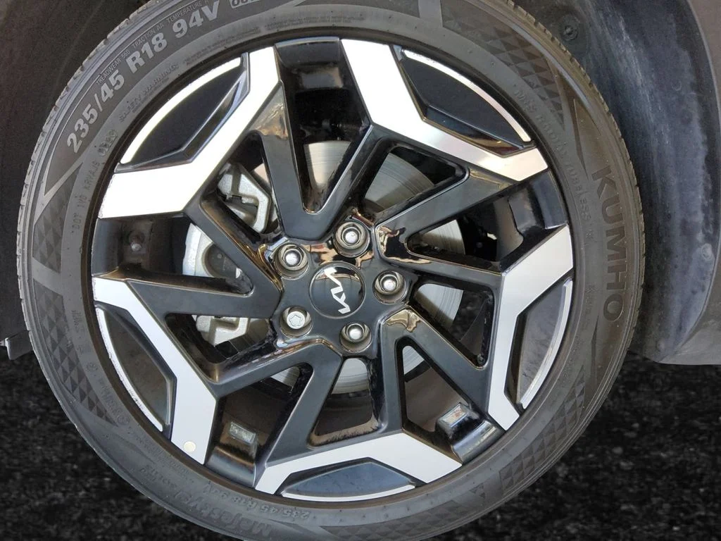 Certified Used 2024 Blue Kia SX image 27