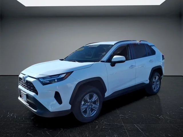 Used 2024 White Toyota XLE image 7