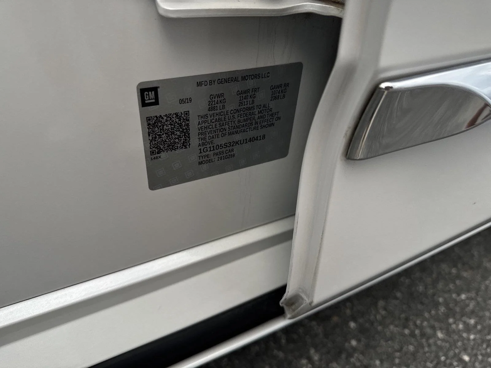 Used 2019 IRIDESCENT PEARL TRICOAT Chevrolet Premier image 37