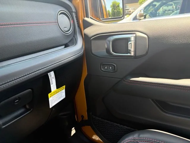 New 2026 Goldilocks Exterior Paint Jeep Rubicon image 21
