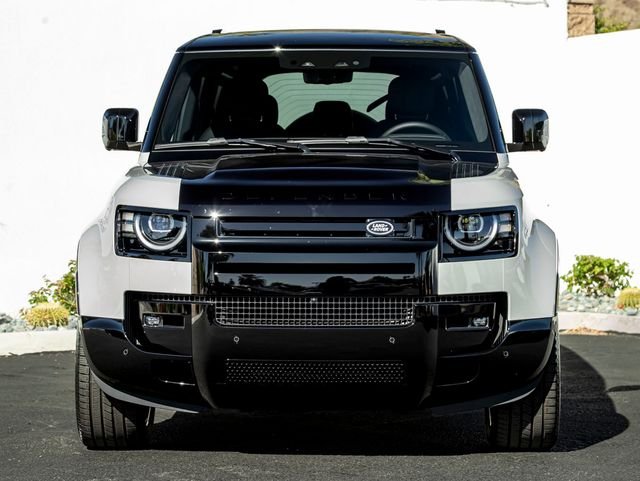 Used 2026 Borasco Gray Metallic Land Rover X image 3