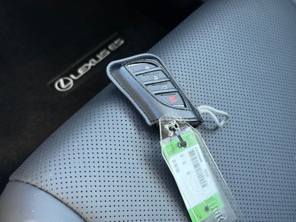 Used 2023 Black Lexus 350 image 34