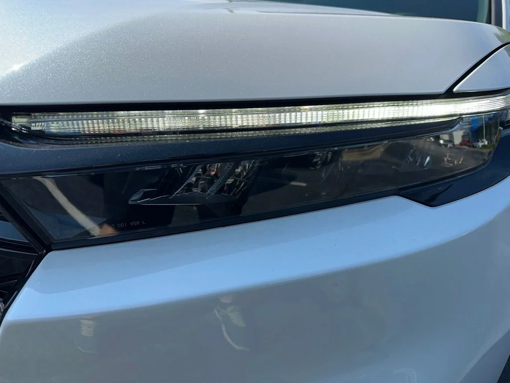 New 2026 Platinum White Pearl Honda Sport-L image 9