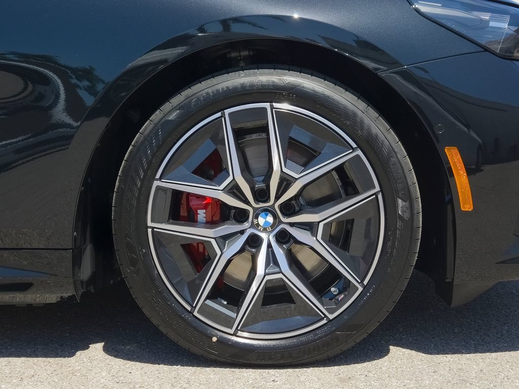 New 2027 Black Sapphire Metallic BMW eDrive40 image 6