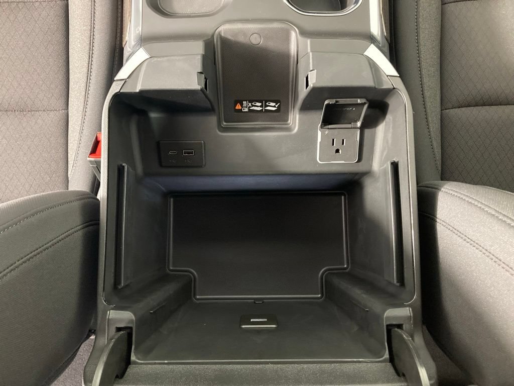 2026 Chevrolet Silverado 1500 LT - Photo 10