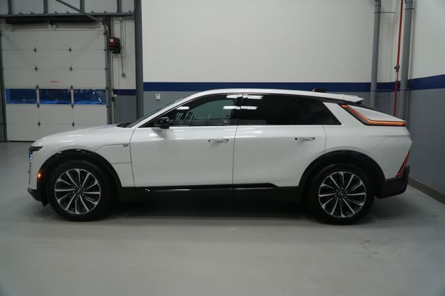 Certified 2024 Cadillac LYRIQ Sport 2 with VIN 1GYKPVRLXRZ114539 for sale in White Plains, NY