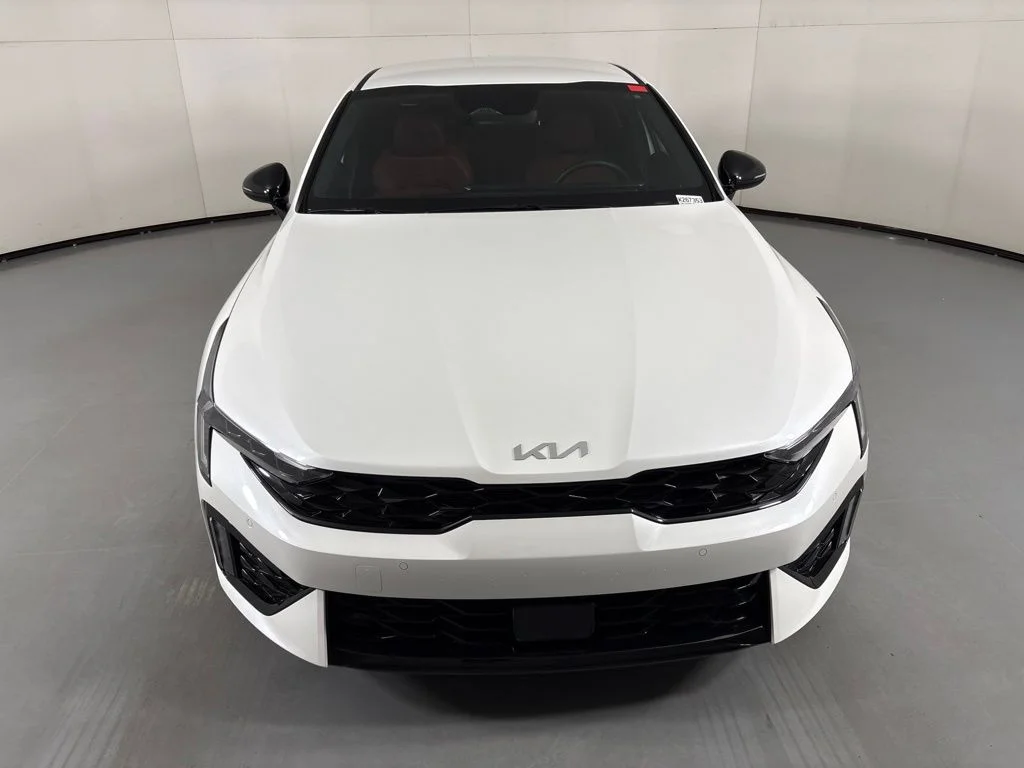 New 2026 Snow White Pearl Kia GT-Line FWD image 3