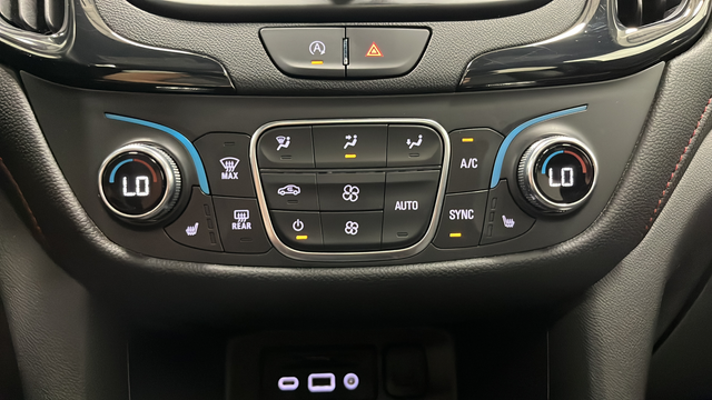 Used 2023 Summit White Chevrolet RS image 18