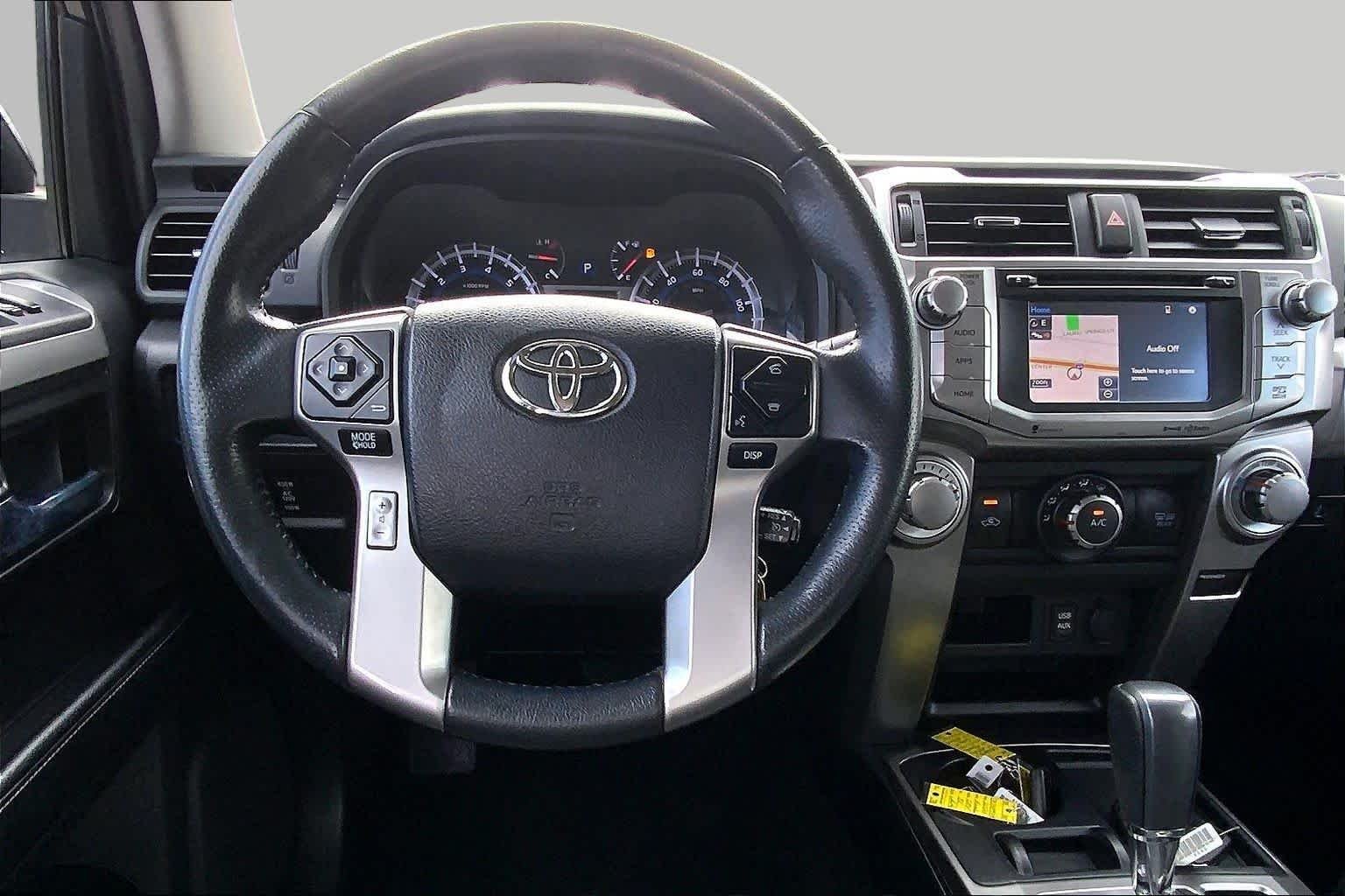 Used 2018 Magnetic Gray Metallic Toyota SR5 Premium image 6