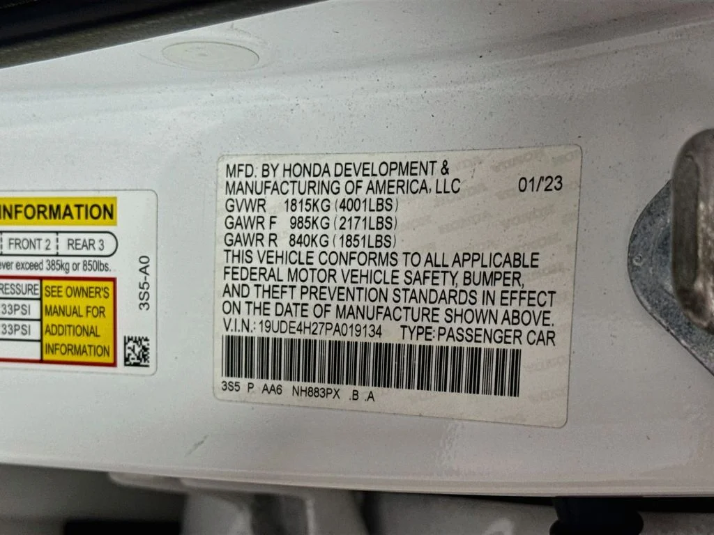 Used 2023 Platinum White Pearl Acura Base image 31