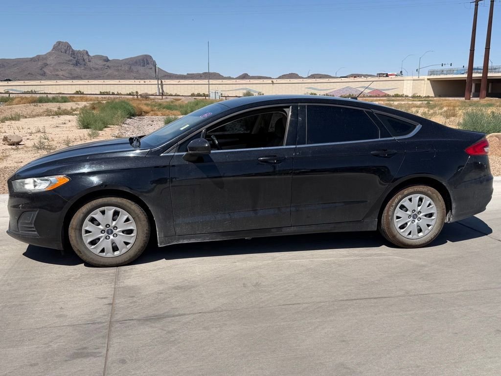 Used 2019 Black Ford S image 5