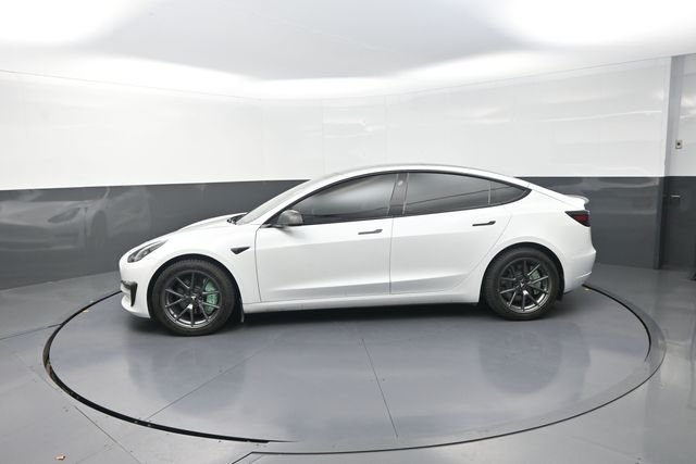 Used 2022  Tesla Long Range image 41