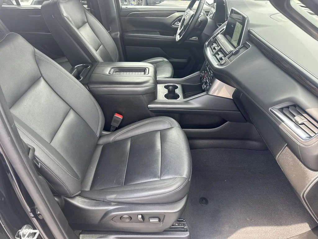Used 2023 Black Chevrolet LT image 13