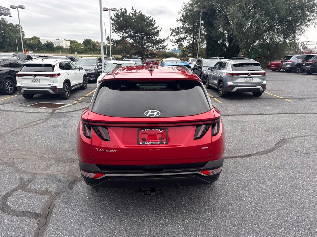 Used 2022 Calypso Red Hyundai SEL image 11