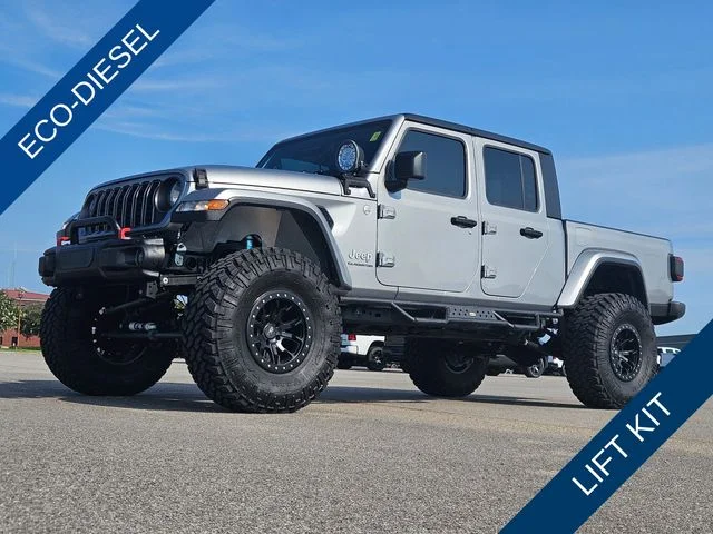 2021 Jeep Gladiator Overland's photo