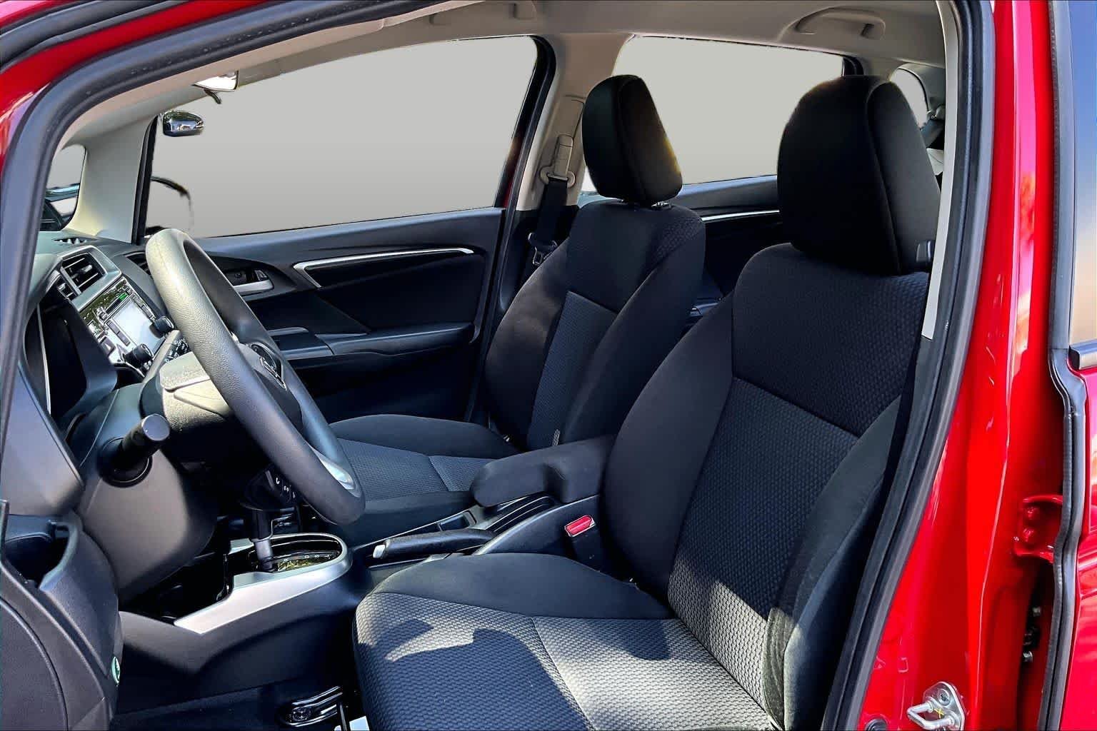 Pre-Owned 2019 Honda Fit LX