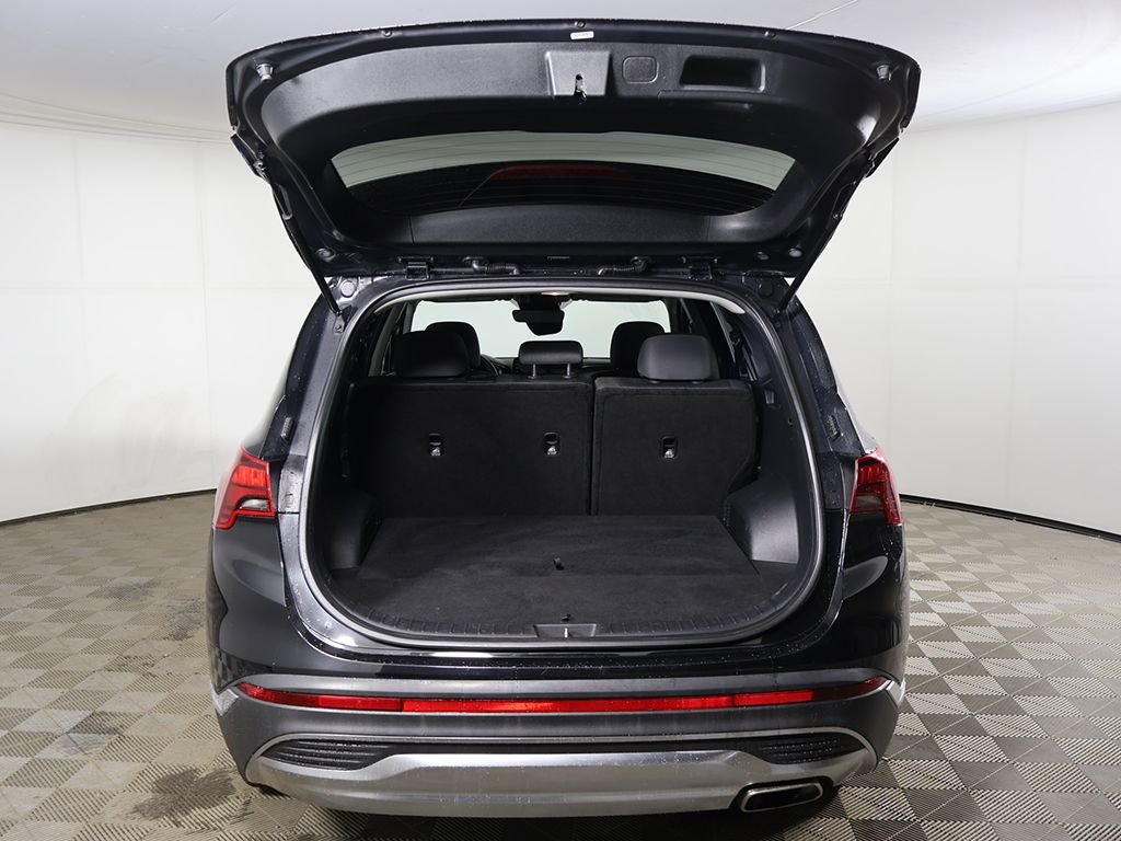 Used 2021 Black Hyundai SEL image 16