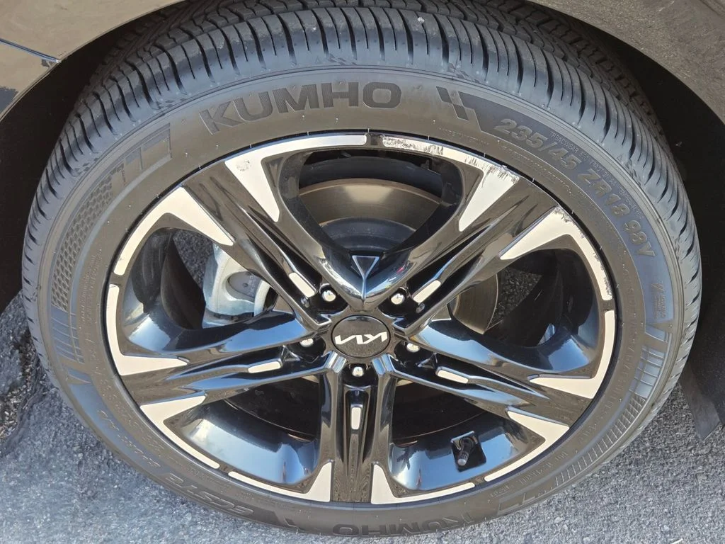 Used 2024 Black Kia GT-Line image 10