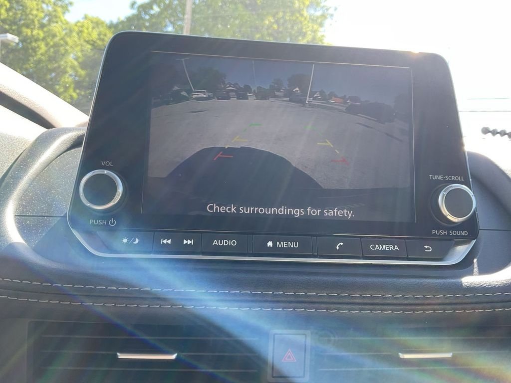Used 2023 Blue Nissan SV image 16
